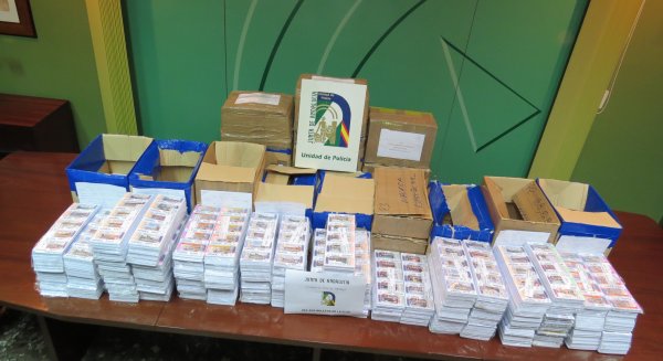 La Policía andaluza realiza en Málaga la mayor operación contra la lotería ilegal al intervenir más de 276.000 boletos