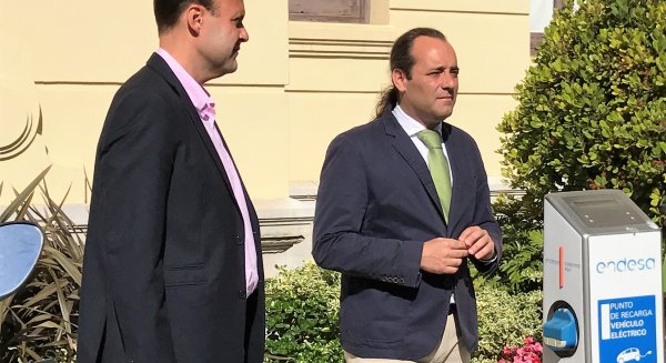 Ciudadanos plantea ampliar la estrategia del coche eléctrico en Málaga