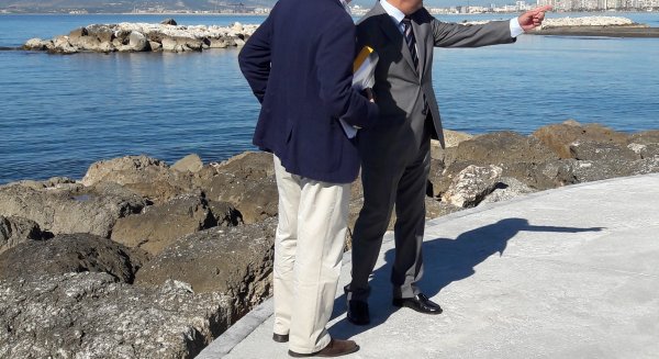 Briones destaca la rápida actuación de Costas en las playas del litoral y anuncia el fin de los trabajos en Málaga