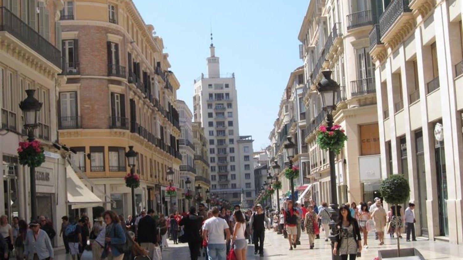 El turismo extrahotelero aumenta en Málaga un 165% durante el primer trimestre y roza los 40.000 viajeros
