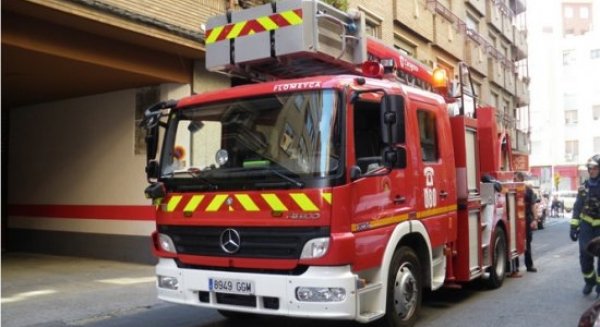 Fallece un hombre tras incendiarse su autocaravana en Torremolinos