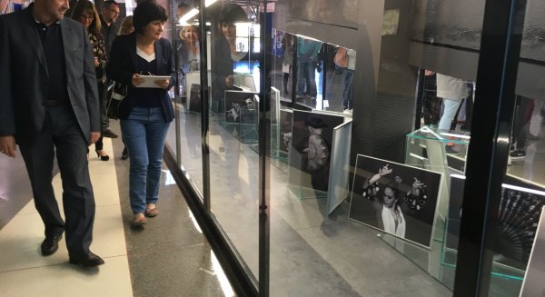 La exposición fotográfica ‘Flamencas’ llega a la UMA con motivo de la Bienal de Flamenco 2017