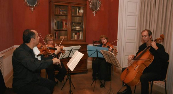 La Fundación Unicaja organiza un concierto a cargo de Ensemble Mainake y Paula Coronas