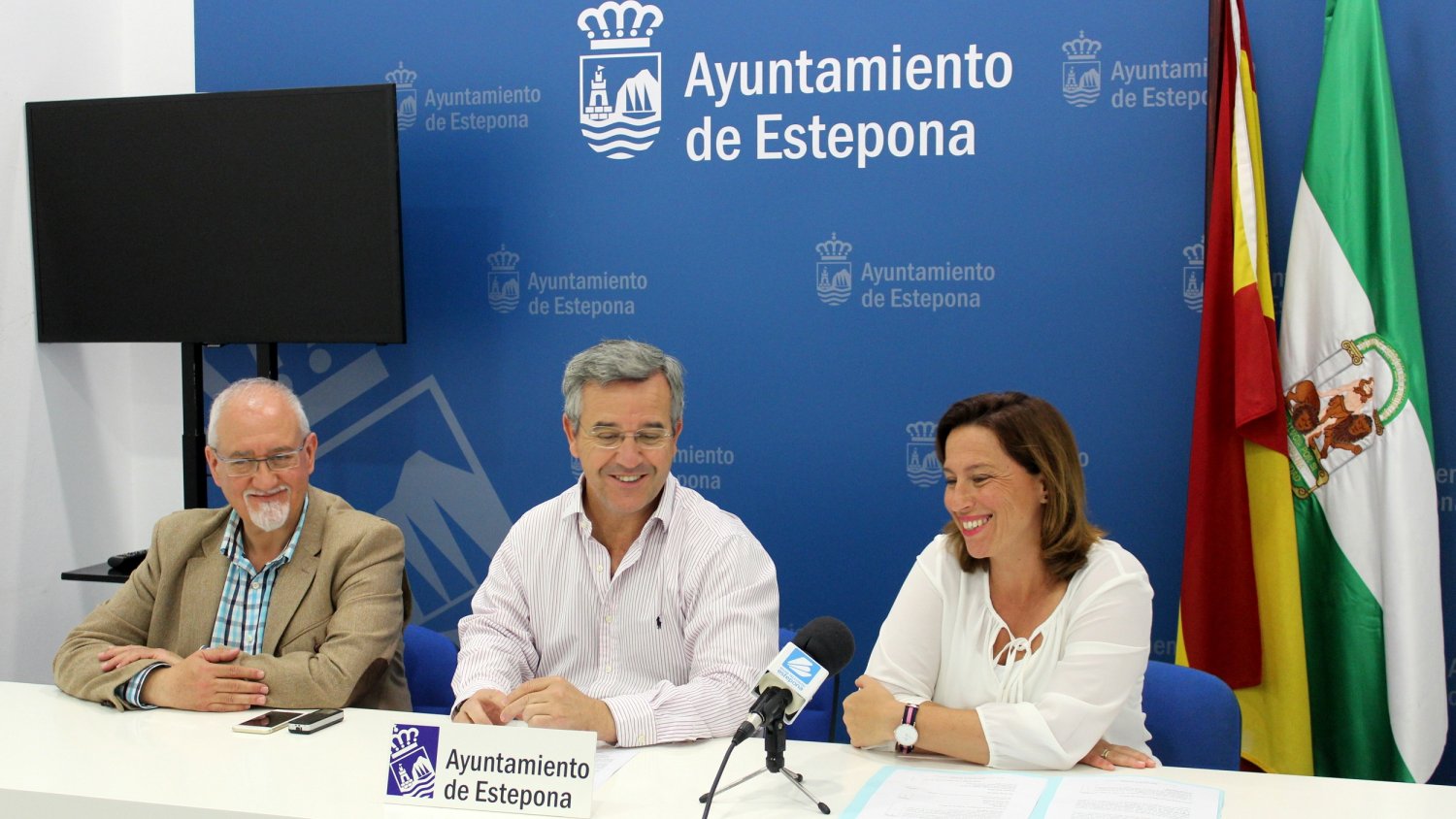 Estepona crea un fondo social pionero para adecuar viviendas a vecinos con escasos recursos económicos