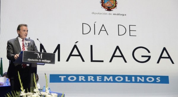 Torremolinos reivindica su papel como “puerta de entrada a la Costa del Sol y nexo de integración con Málaga”