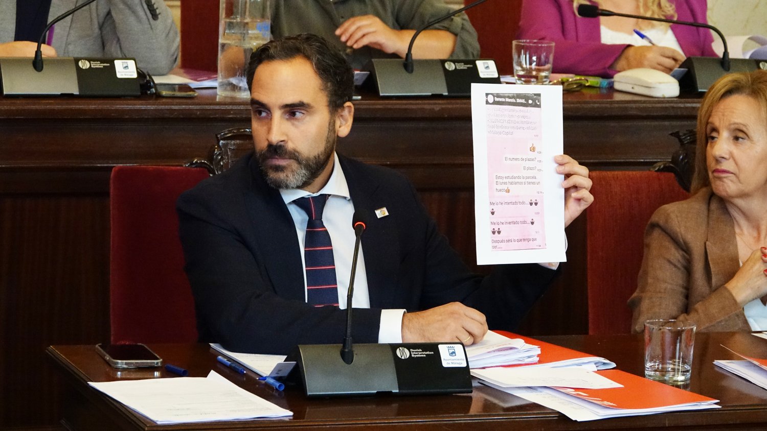 PSOE critica que PP y Cs arropen a un gerente 