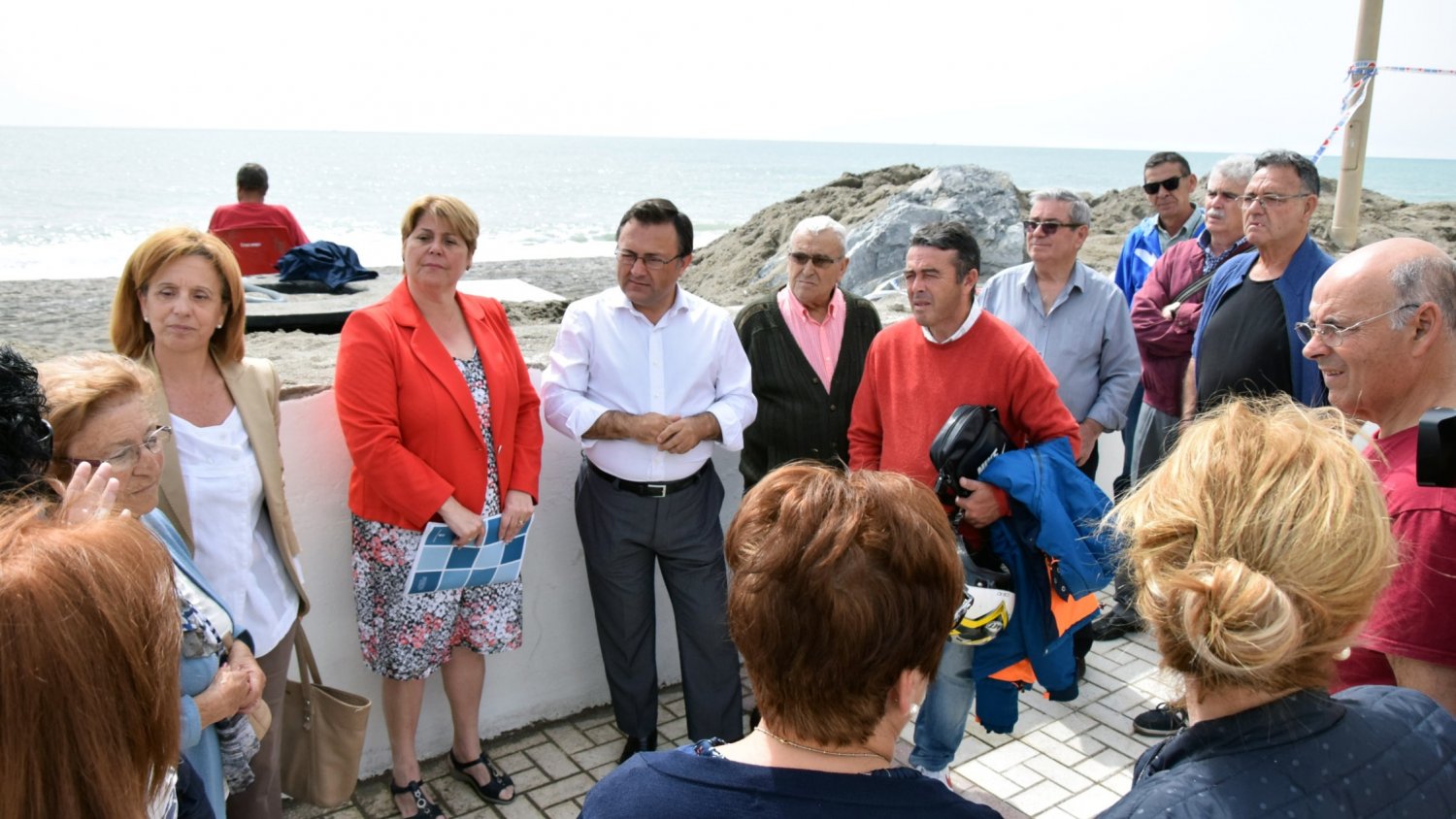 El PSOE pide al Gobierno un plan para consolidar las playas de Málaga
