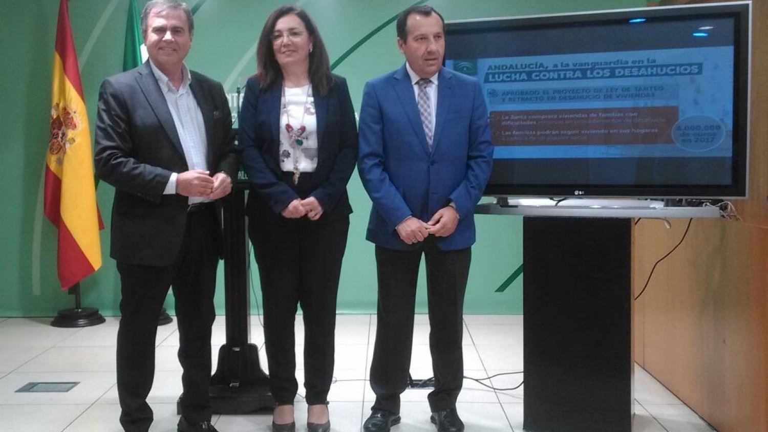 La Junta aprueba el Proyecto de Ley de Tanteo y Retracto en desahucios de viviendas
