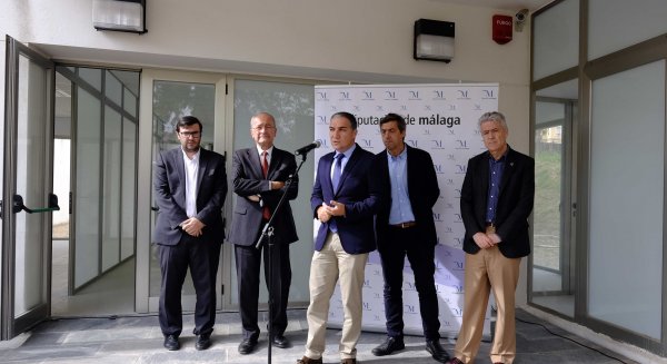 Instituciones apuestan por que Málaga sea un referente en investigación oncológica