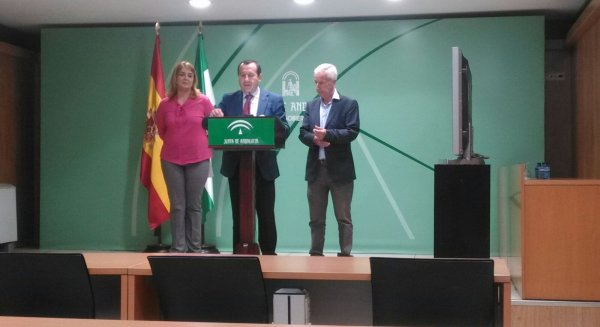 Aumentan un 19% las gestiones de citas previas en Málaga a través de ‘Salud Responde