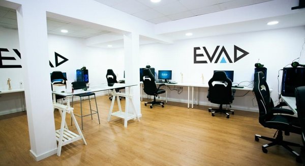 EVAD, centro dedicado a la formación en videojuegos, lanza en Málaga un curso de composición musical
