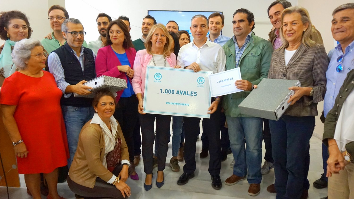 El PP de Marbella respalda con más de 1.100 avales la candidatura de Elías Bendodo