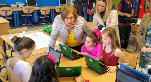 El Programa Andalucía Profundiza para incentivar la investigación cuenta con cerca de 900 alumnos en Málaga