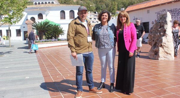 Los turistas contarán con la ayuda de un informador turístico a su llegada a Mijas
