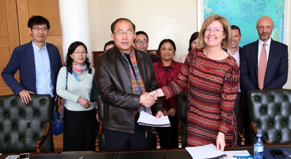 Convenio entre la UMA y la Jiangxi Science & Technology Normal University de China