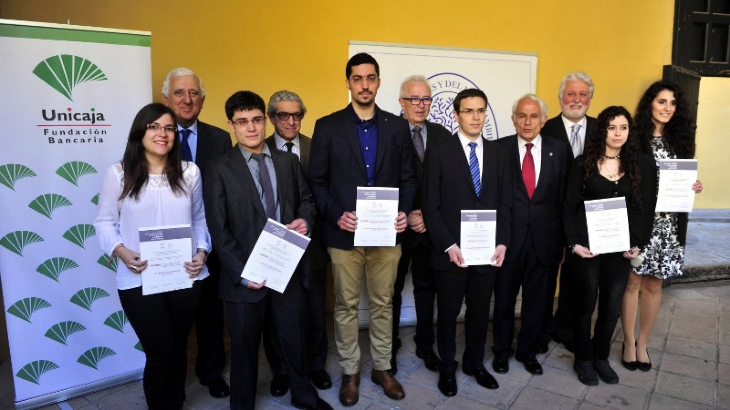 Unicaja y la Academia de Ciencias Sociales convocan el Premio Andaluz de Trayectorias Académicas