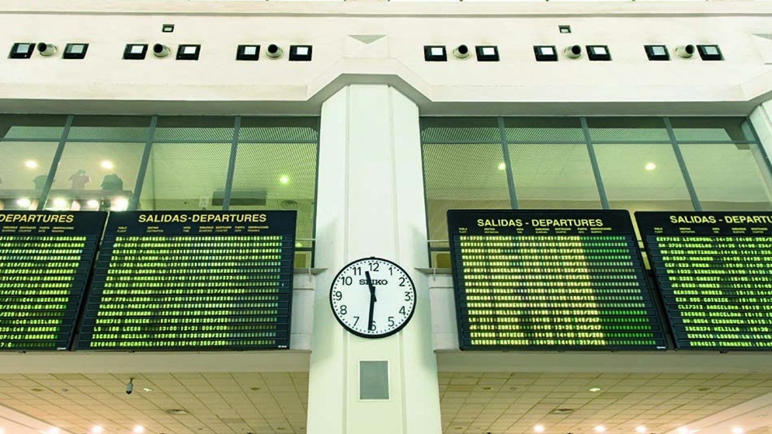 El Aeropuerto de la Costa del Sol recibirá más de 89.400 vuelos de 242 rutas durante el verano de 2017