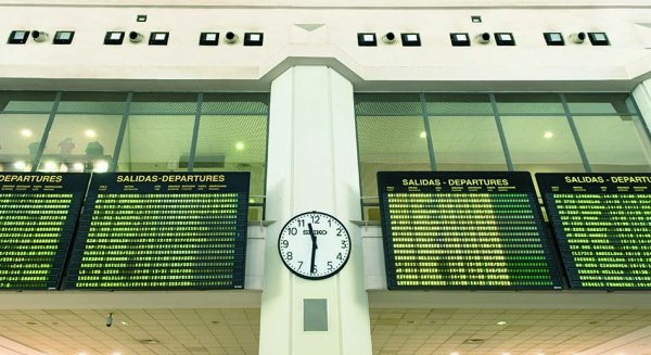 El Aeropuerto de la Costa del Sol recibirá más de 89.400 vuelos de 242 rutas durante el verano de 2017