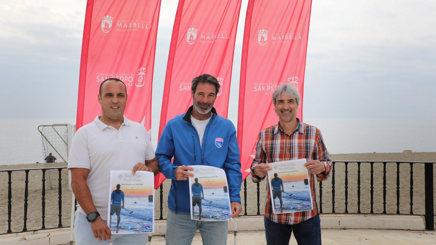 La III Travesía Invernal San Pedro Alcántara reunirá a más de un centenar de nadadores en la playa de La Salida