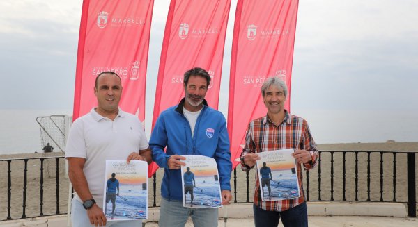 La III Travesía Invernal San Pedro Alcántara reunirá a más de un centenar de nadadores en la playa de La Salida