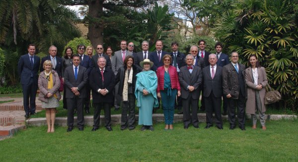 Adelaida de la Calle destaca en el Círculo Mercantil de Málaga la importancia de la FP Dual