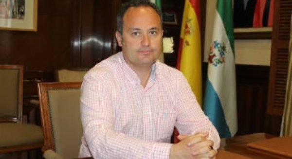 Un edil del PP de Mijas renuncia a su acta de concejal