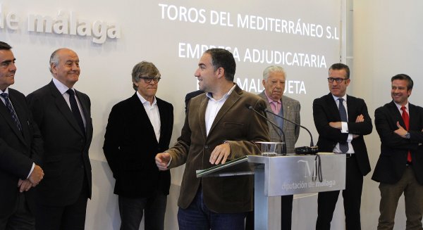 La Diputación y Toros del Mediterráneo S.L firman el nuevo contrato para la gestión de La Malagueta hasta 2019