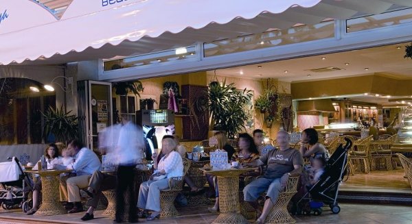 Uno de cada cinco ocupados de la provincia de Málaga trabajó en el sector turístico durante 2016