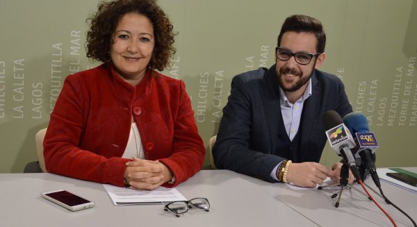 Presentan en Vélez-Málaga el anteproyecto de la Ley Andaluza de Voluntariado de la Junta de Andalucía