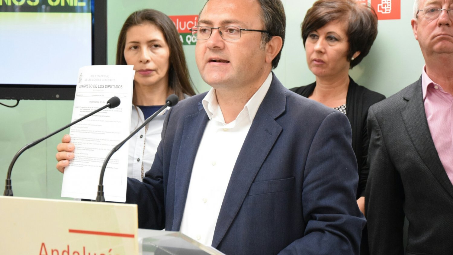 El PSOE se implica en la búsqueda de soluciones para la situación precaria de 4.000 camareras de piso en Málaga