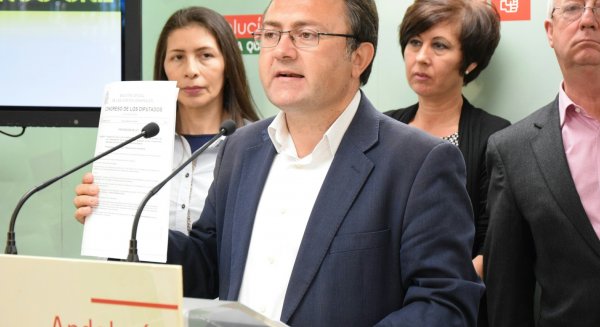 El PSOE se implica en la búsqueda de soluciones para la situación precaria de 4.000 camareras de piso en Málaga