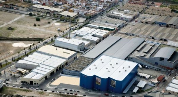 Málaga destina 100.000 euros a la mejora de la señalización y balizamiento de los polígonos industriales