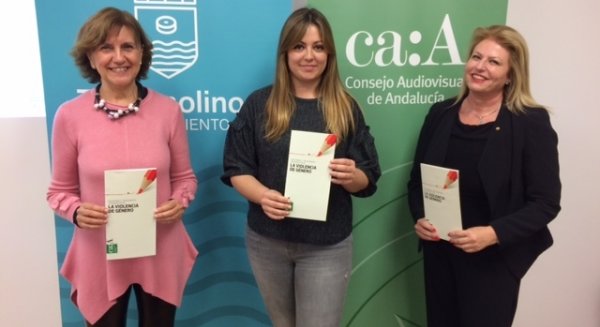 La presidenta del CAA apela a los medios para que prioricen la violencia de género en sus agendas informativas