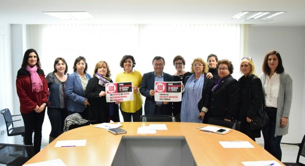 El PSOE denuncia que en Málaga las mujeres cobran casi 500 euros al mes menos que los hombres