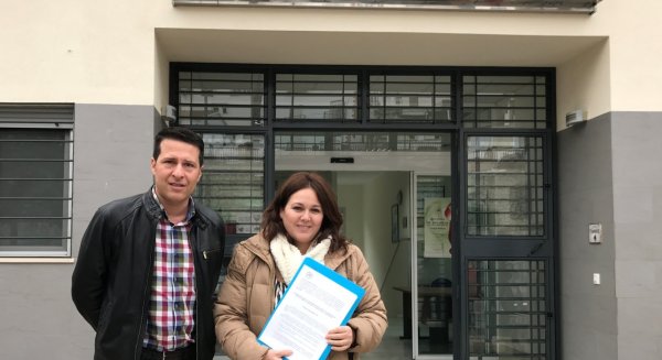 El PP de Vélez insta a la Junta a ampliar las consultas de Pediatría y cubrir las bajas en la Axarquía