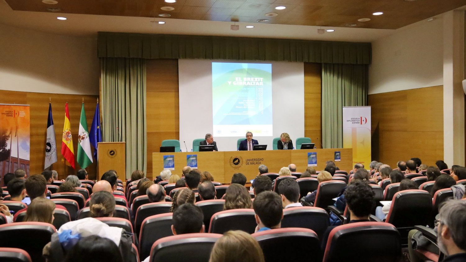 Juristas, diplomáticos y políticos debaten sobre el Brexit y Gibraltar en unas jornadas de la UMA