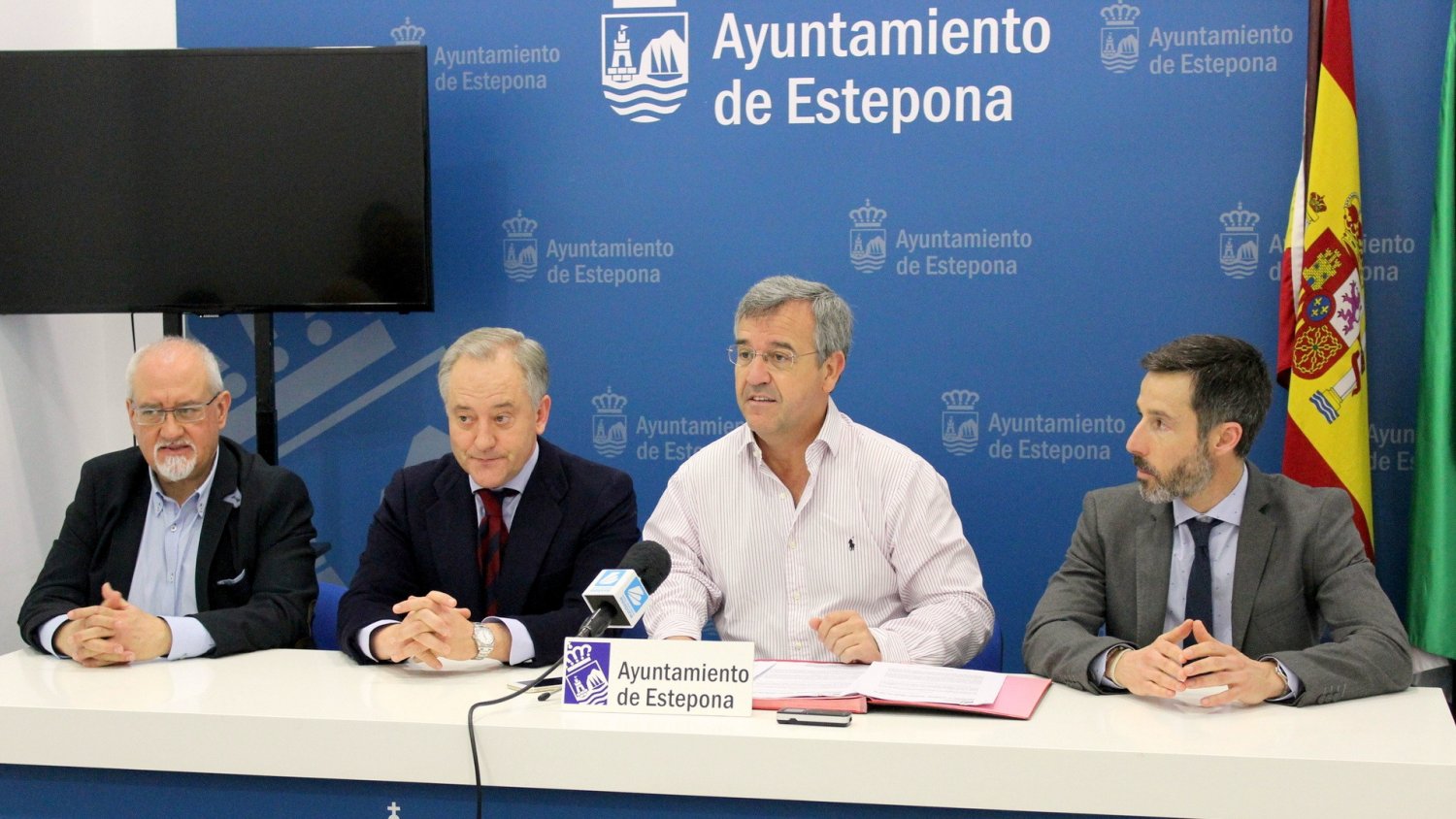 Estepona renueva el convenio para pruebas gratuitas de detección del cáncer ginecológico y de próstata