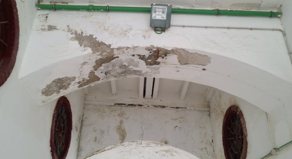 Las humedades, principal causa del deterioro de la plaza de toros de La Malagueta