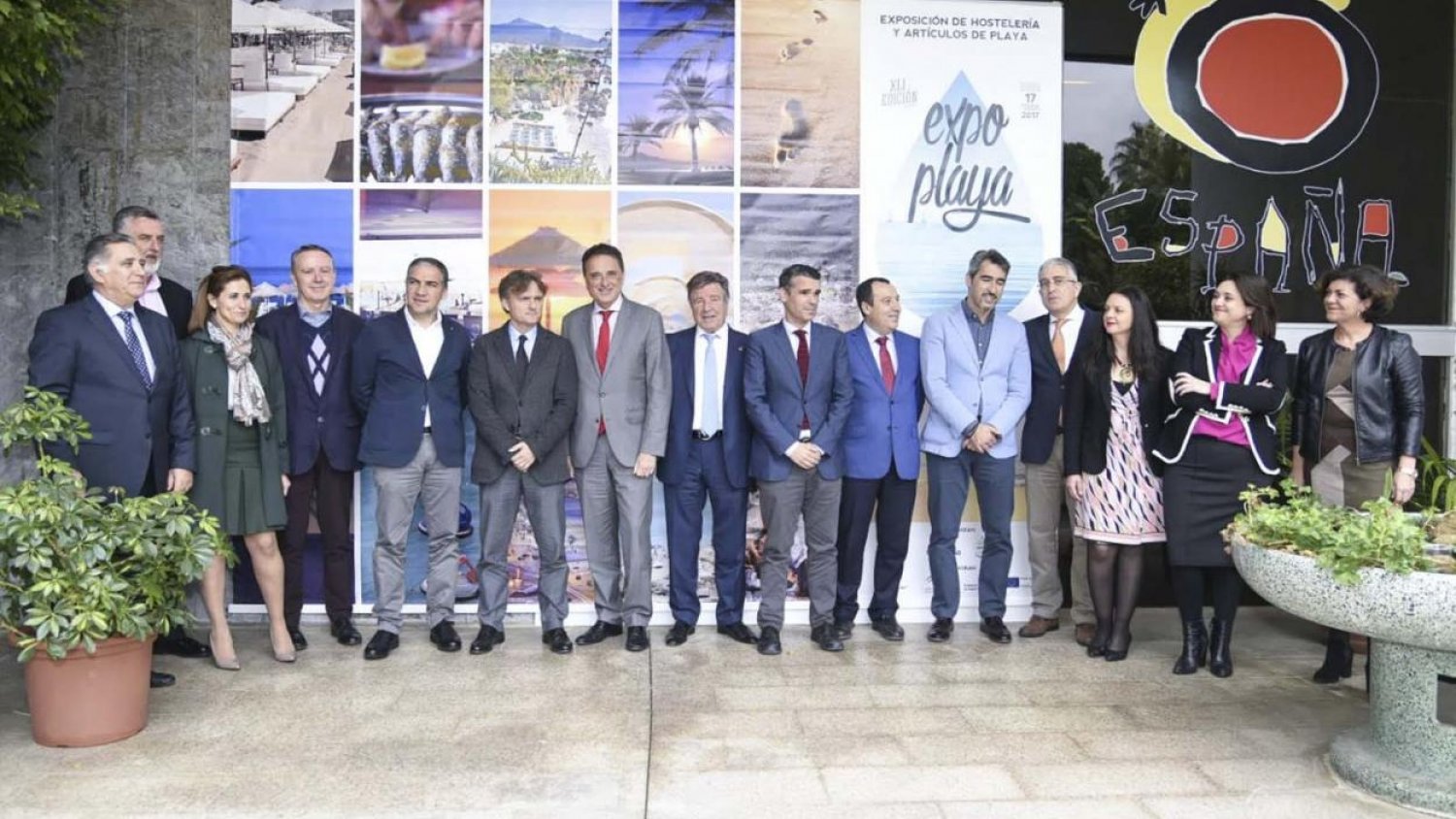 Empresarios de playas abordarán una inversión superior a los 100 millones de euros en reformas de chiringuitos