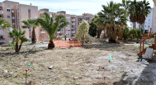 Estepona inicia las obras para crear un espacio verde de más de 3.000 metros cuadrados en la zona norte del casco urbano