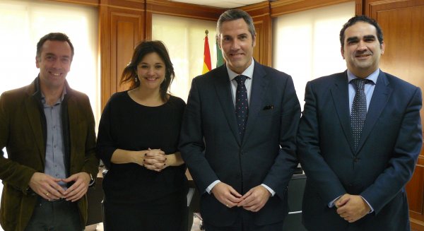 La Mancomunidad y el Ayuntamiento de Mijas alcanzan un acuerdo para llevar suministro de agua a “La rosa del Aguado”