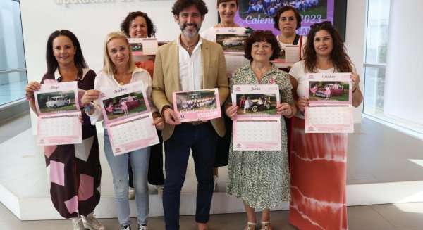 Diputación presenta el calendario solidario 2023 de Asamma para promover la prevención del cáncer de mama