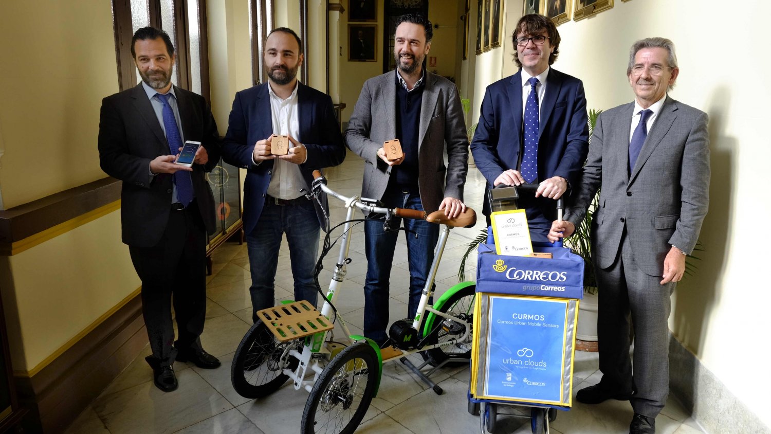 Málaga medirá la calidad del aire con dispositivos en bicicletas y carros de correos