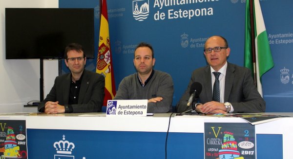 Estepona presenta la V Carrera Urbana '10 Km Estepona', que suma una nueva prueba con menos kilómetros