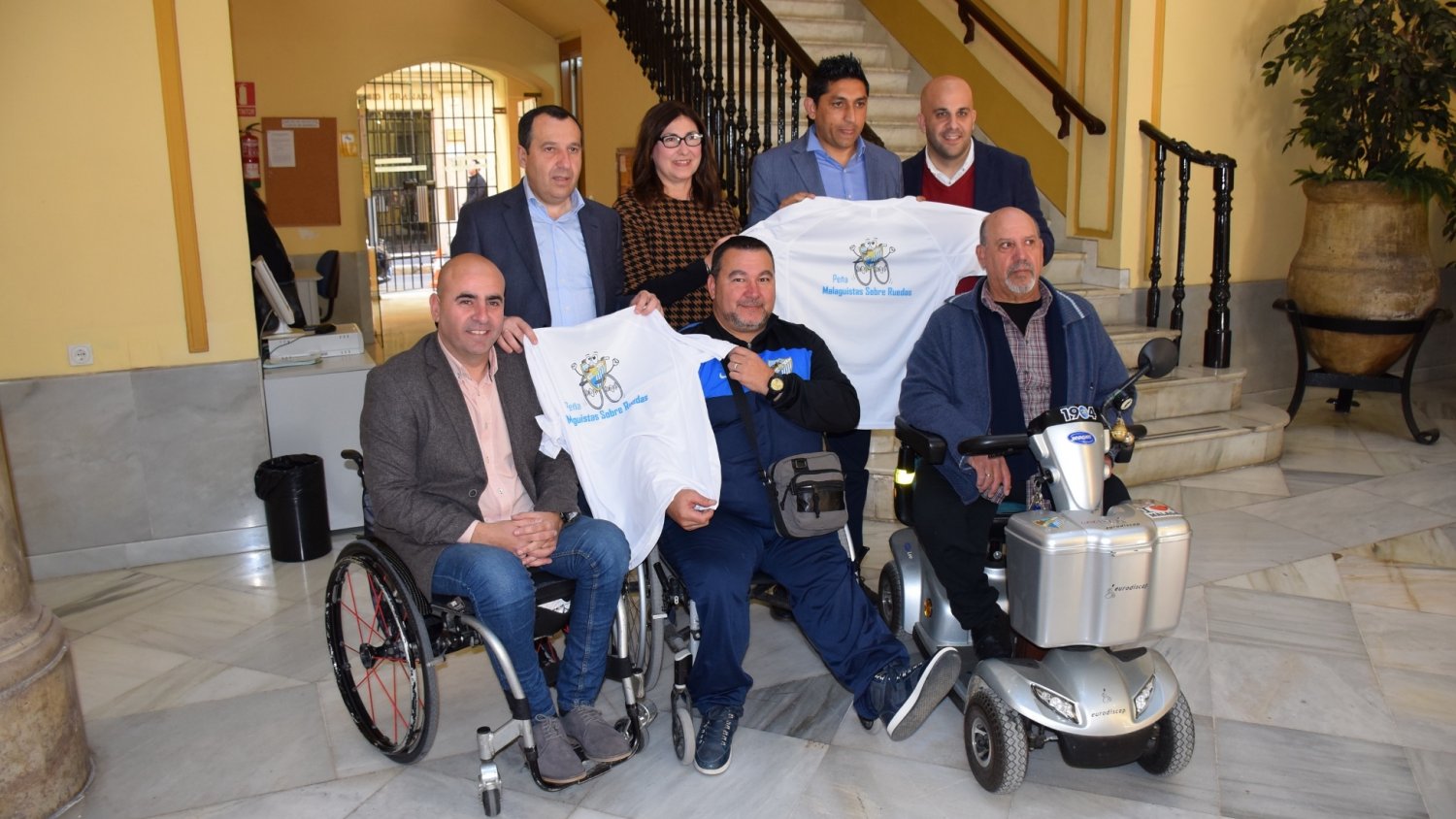 Crean la primera peña malaguista de personas en sillas de ruedas en Málaga