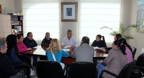 Estepona da solución jurídica para acogerse a los planes de empleo de la Junta de Andalucía