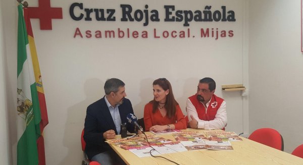 Mijas imparte una charla para visibilizar y sensibilizar acerca de los delitos de odio