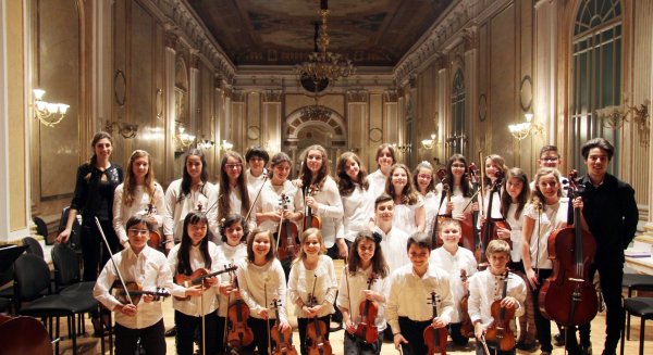 Unicaja organiza un concierto de música para niños interpretado por la Orquesta Infantil Promúsic