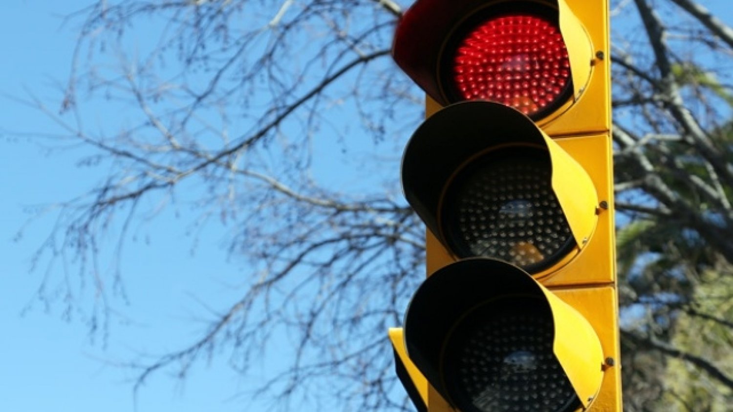 Los semáforos de Málaga contarán con tecnología LED