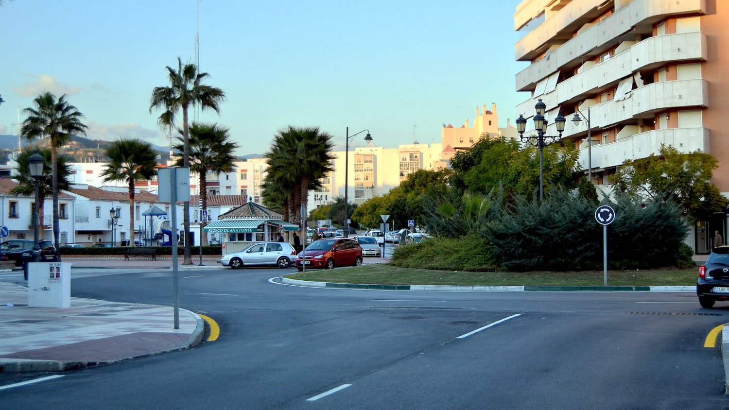 Estepona concluye las obras de saneamiento en las calles Ortega y Gasset y Severo Ochoa